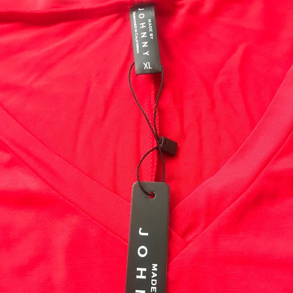 Brand new short sleeve blouse/ vneck/ scrunched sides - Picture 3 of 8